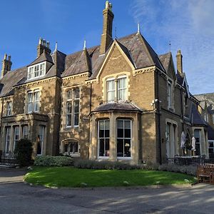 Cotswold Lodge Hotel